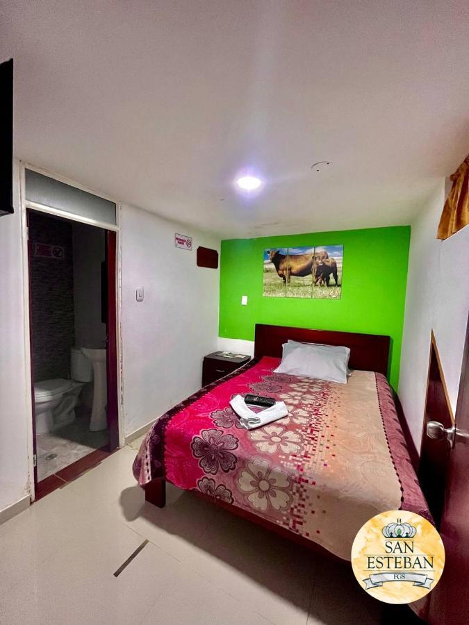 Hostal San Esteban Fgs Тунха Экстерьер фото